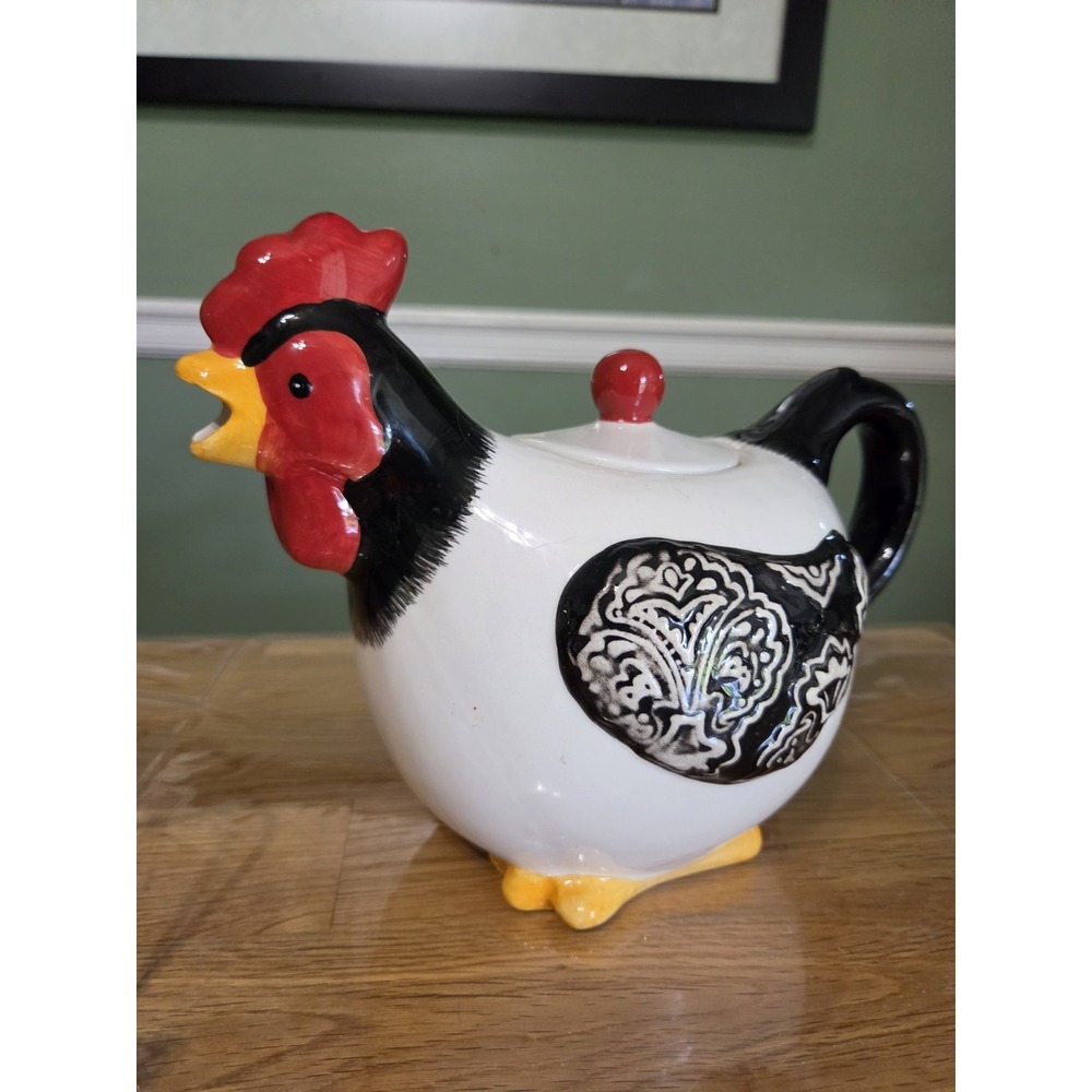 Cracker Barrel Rooster Ceramic Teapot w/ Lid, Microwave Safe, Glossy Finish